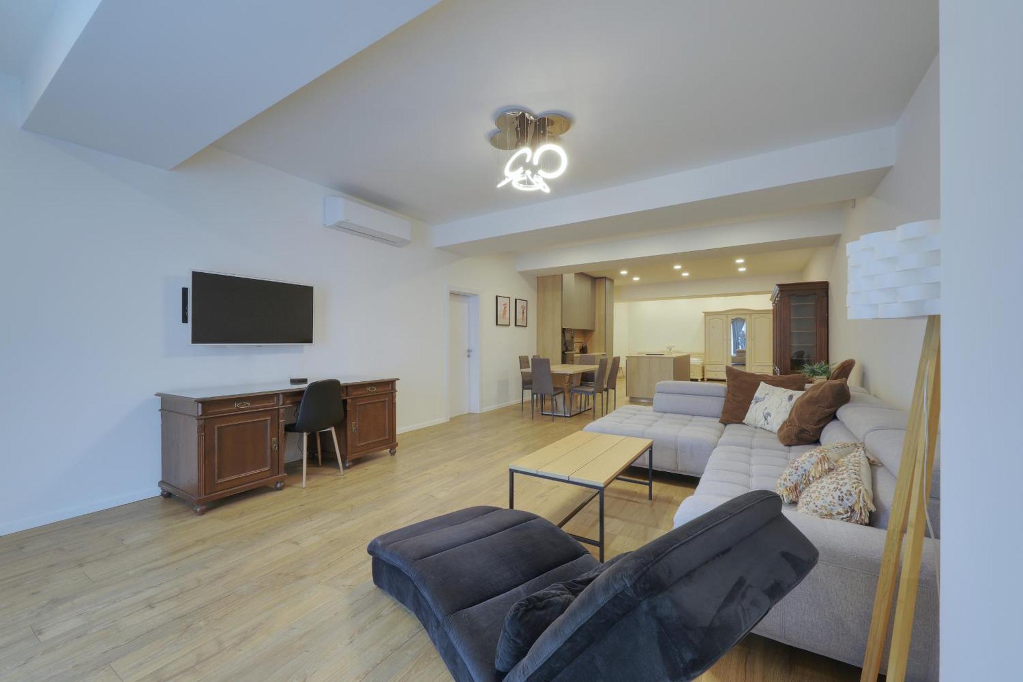 Shone Apartment Old Town 2 Bedroom Bratislava Exterior photo